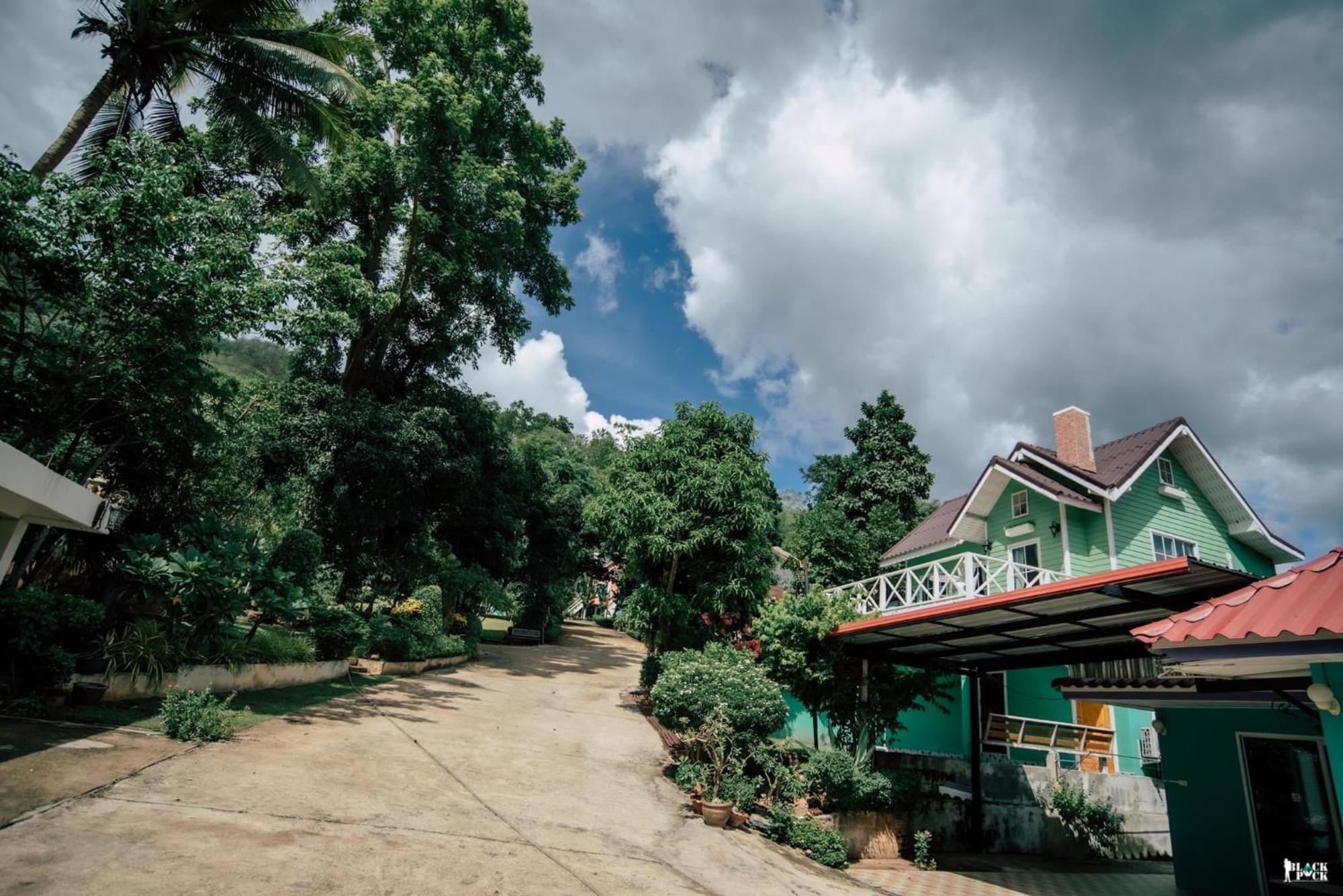 Suriyan Villa Erawan Kanchanaburi สุริยัน วิลล่า เอราวัณ กาญจนบุรี Tha Kradan Exterior foto